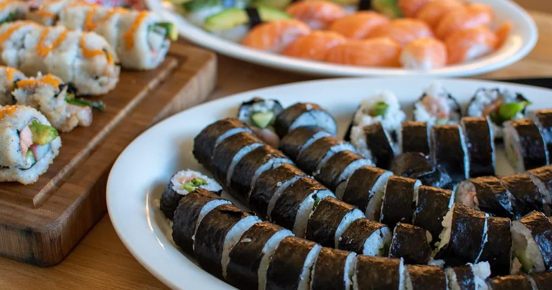 Faire des makis maison faciles même sans matériel